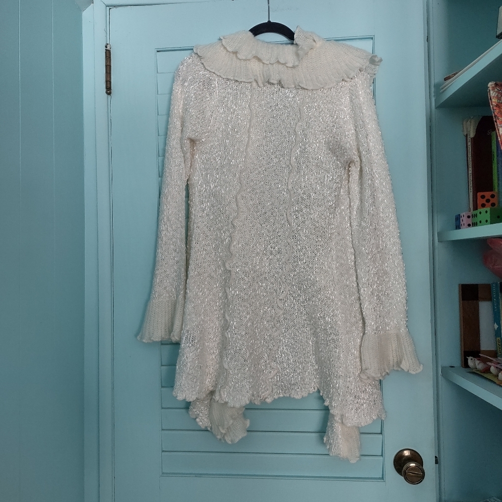 white ruffly frilly long cardigan with shimmery look to it from dressbarn medium - Picture 2 of 9